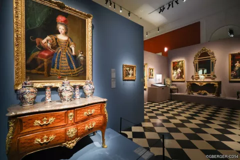 Salle d'exposition au château